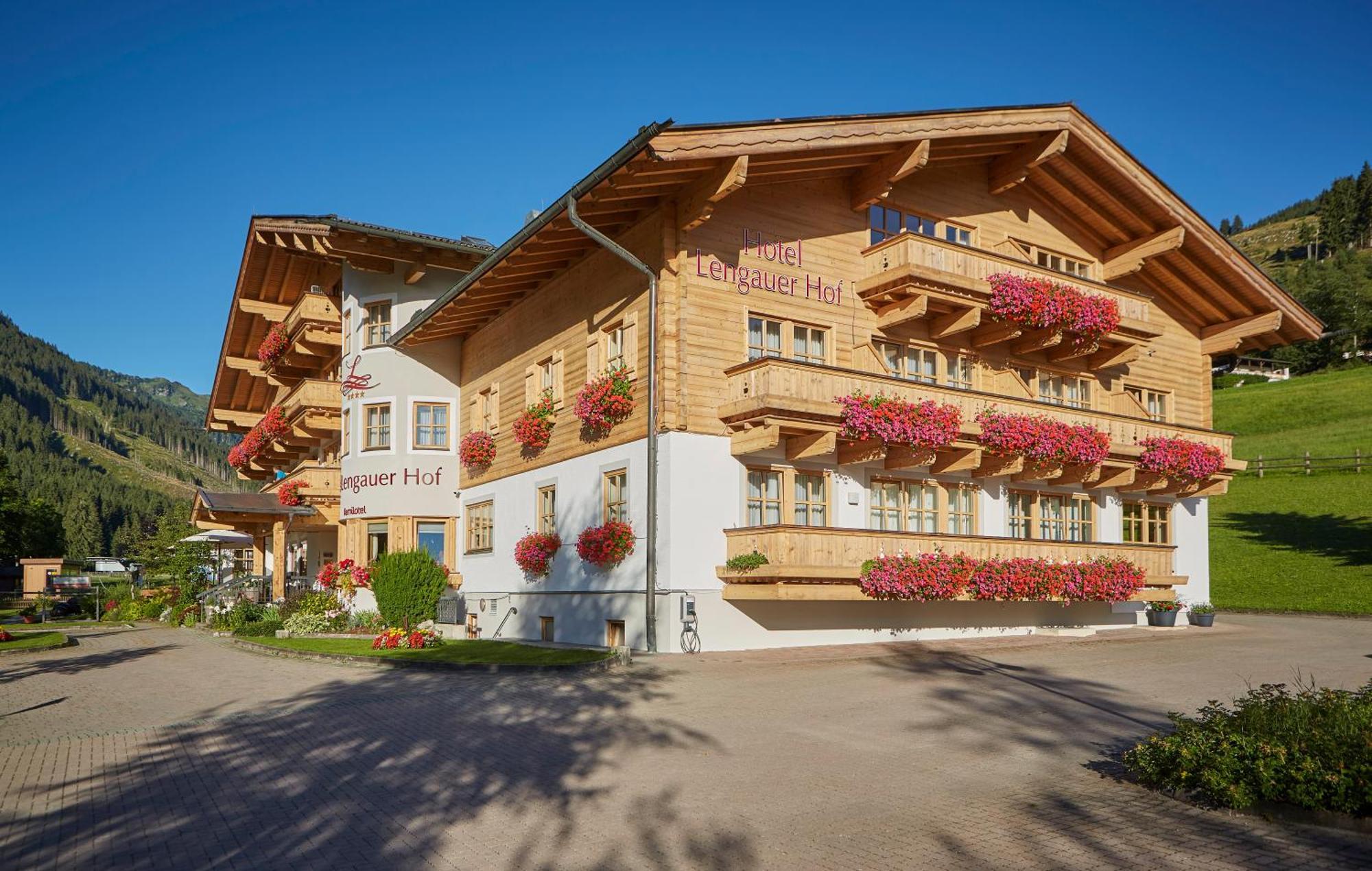 Familienhotel Lengauer Hof Saalbach-Hinterglemm Esterno foto